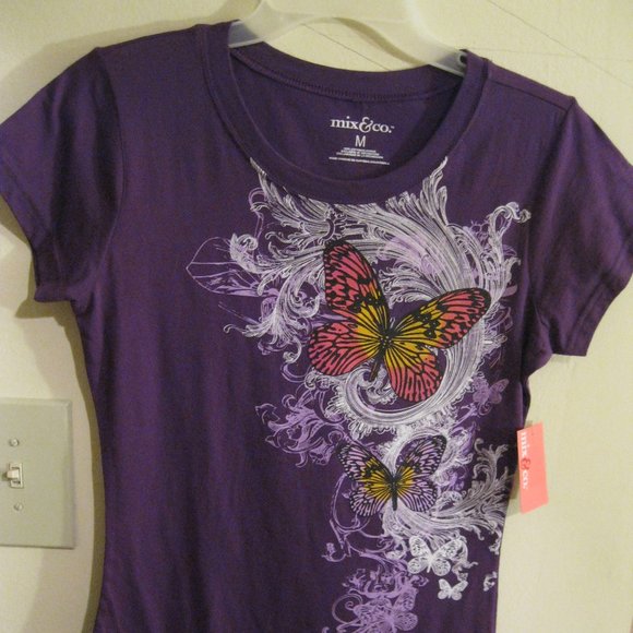 Tops - Butterfly print tee shirt